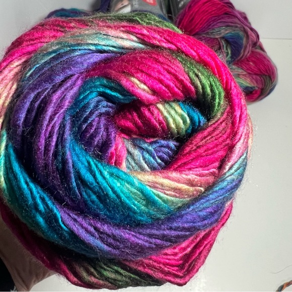 Yarn 4 Redheart Unforgettable Stained Glass yarn medium weight 270 ea colorful - Picture 6 of 12